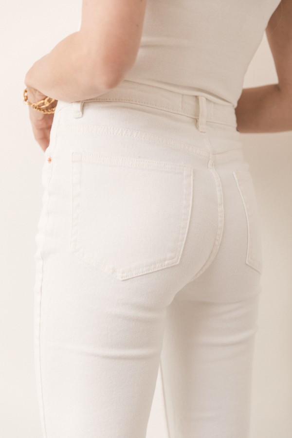 976B Spodnie Jeansowe Straight White