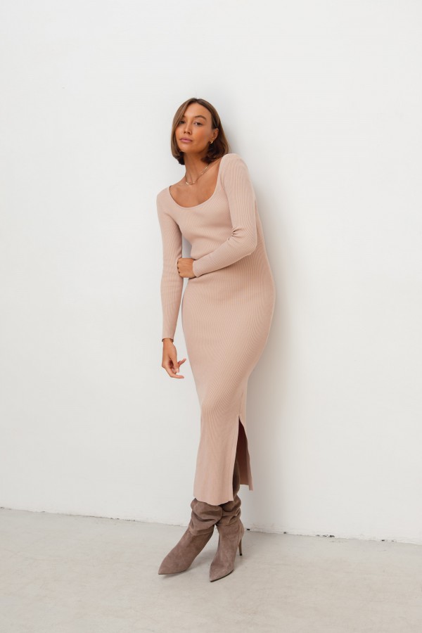 Betty Sukienka Dzianinowa Beige