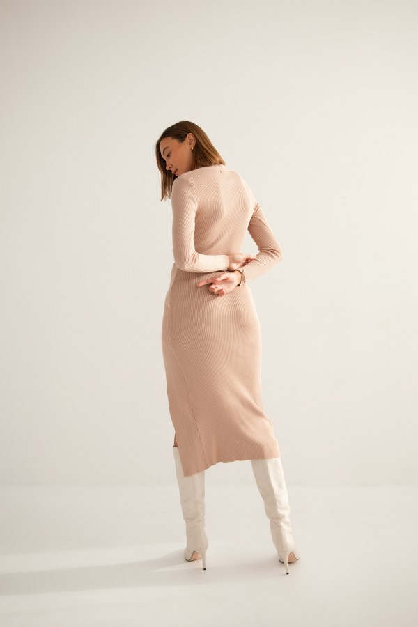 Janet Sukienka Dzianinowa Beż