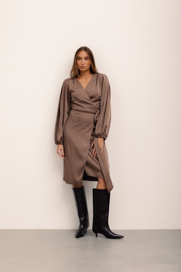 Klara Satin Dress Caffe Latte