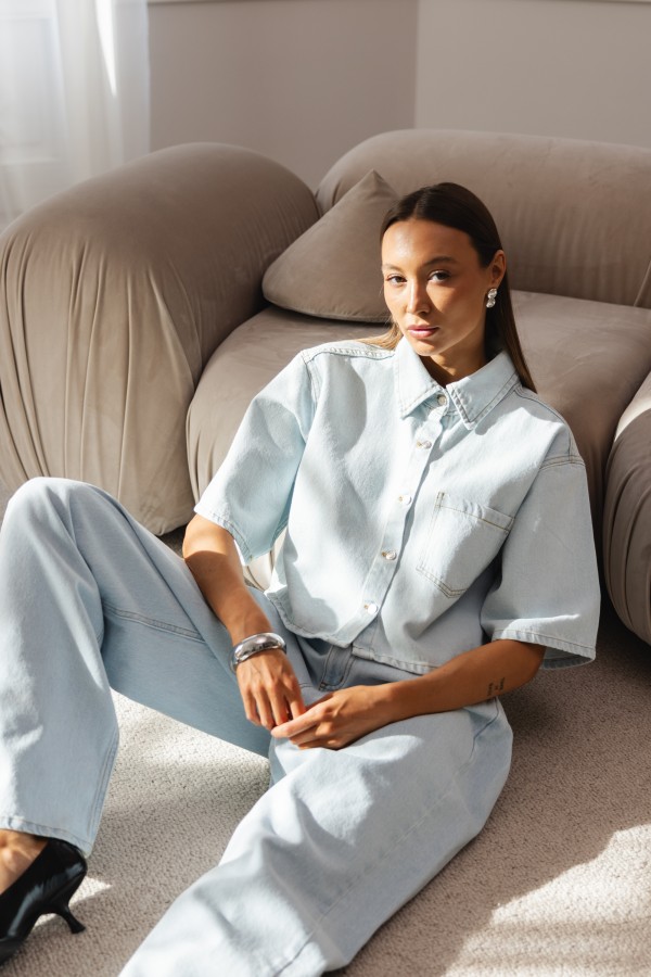 River Wide-Leg Jeans
