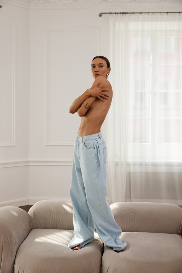 River Wide-Leg Jeans