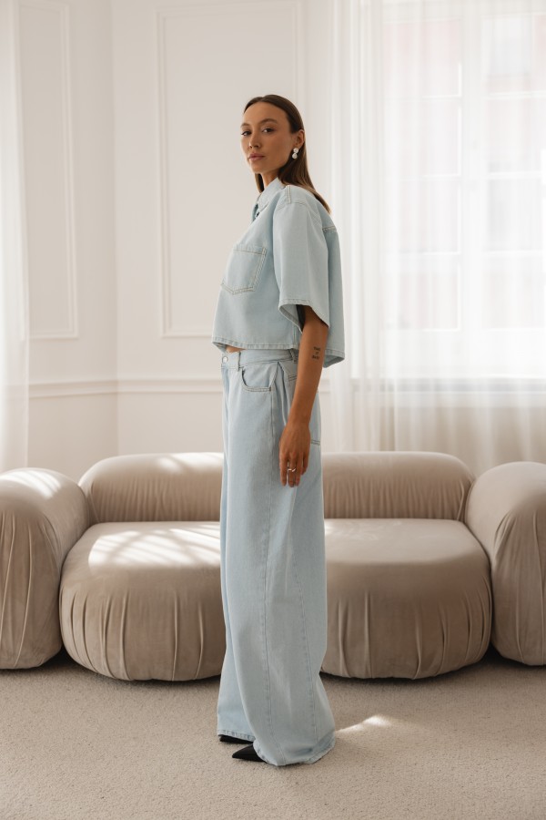 River Wide-Leg Jeans