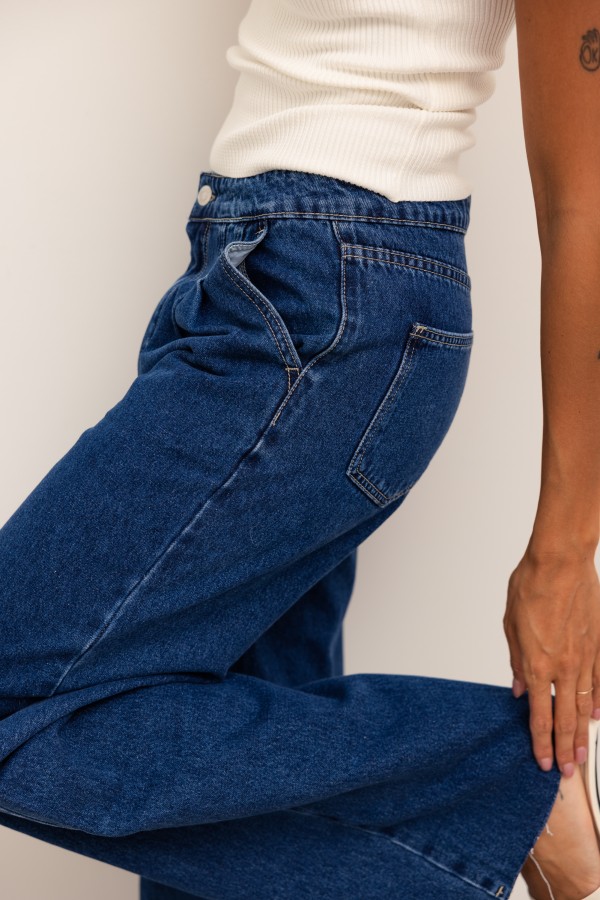 9028 Wide-Leg Jeans