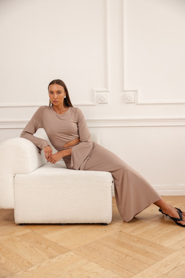 Cindy Long Cut-Out Dress Mocca