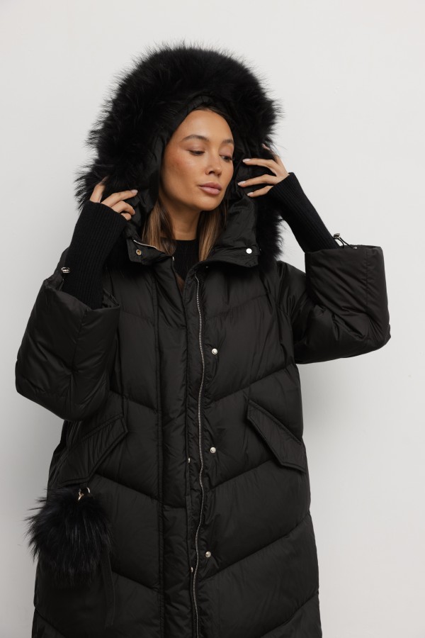 8922 Płaszcz Puchowy Czarny