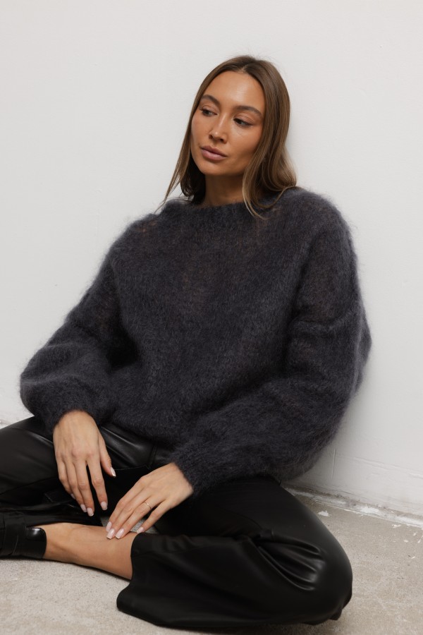 Brandon Sweter Moherowy O Luźnym Splocie Grafit