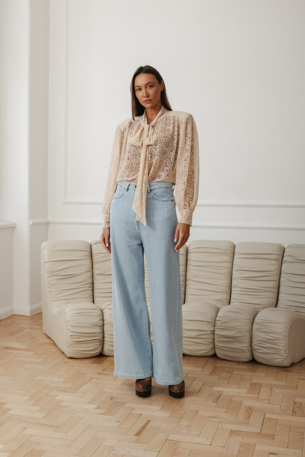 Claudia Tie Blouse Beige