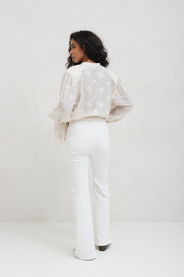 Q194 Jeans Flare White