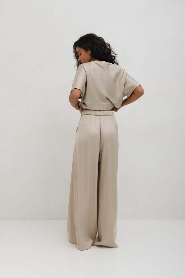 Ethan Wide-Leg Trousers Beige