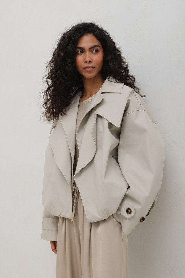 LD3950 Kurtka O Kroju Bomberki Jasny Beż