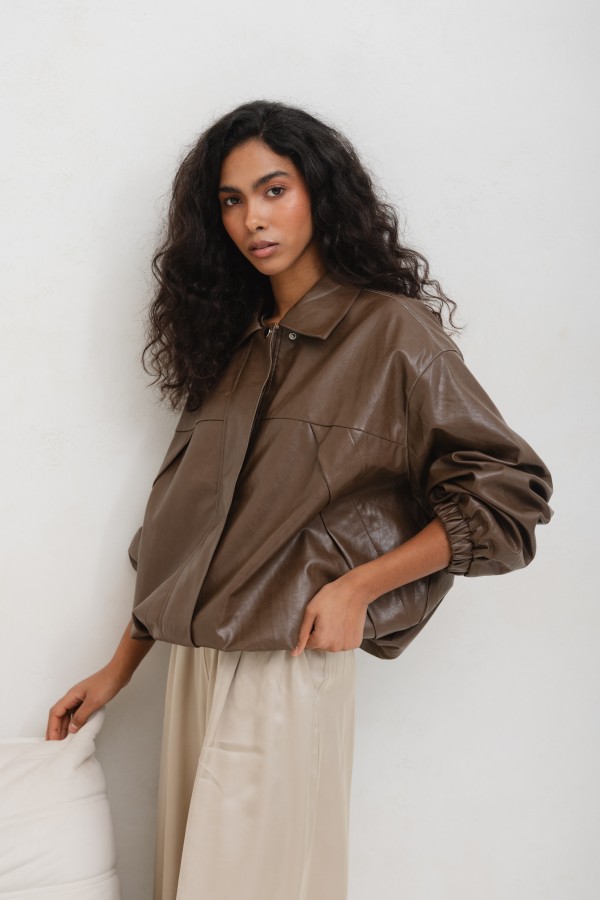 5509 Kurtka Z Eko Skóry Brązowa