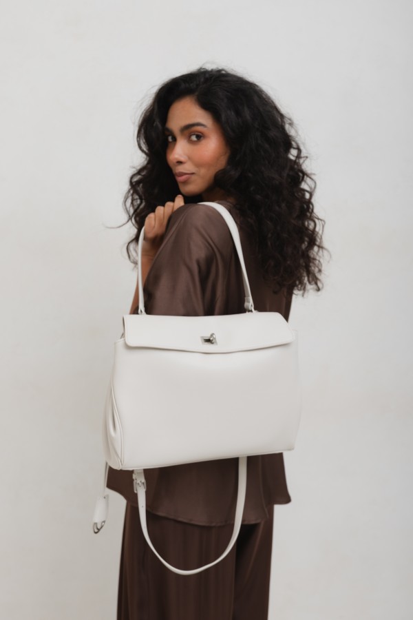 Skórzana Torebka Typu Shopper Z Klapą Cream