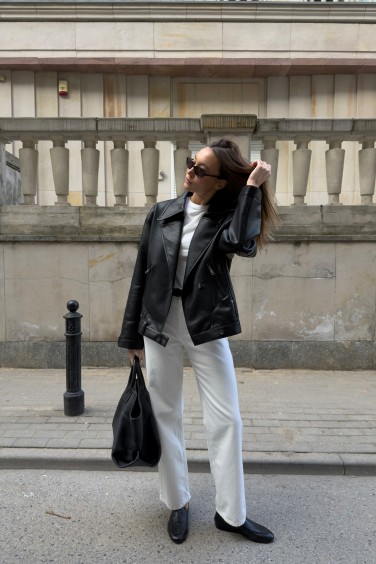 2207 Kurtka Z Eko Skóry Czarna