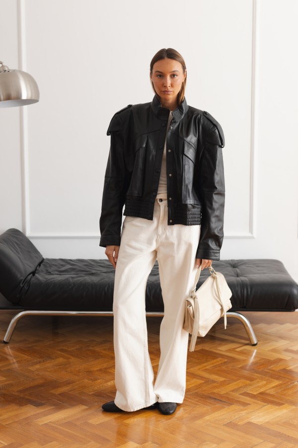 Torebka Skórzana Z Klapą i Ozdobnymi Paskami Cream