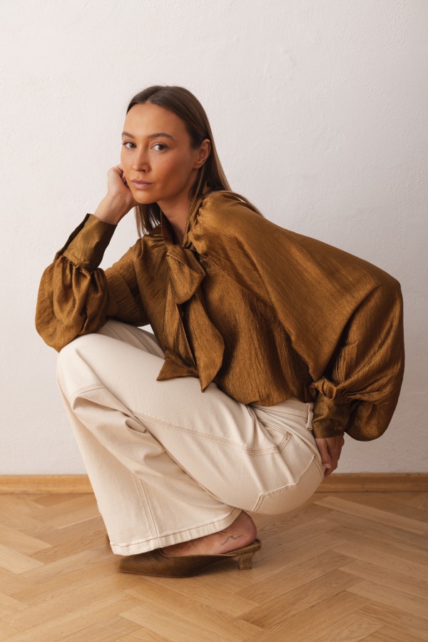 Maja Bluzka Z Wiązaniem Golden Brown
