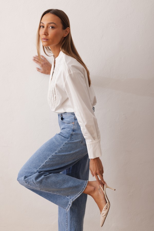 Lori Koszula O Przedłużonym Kroju Biała