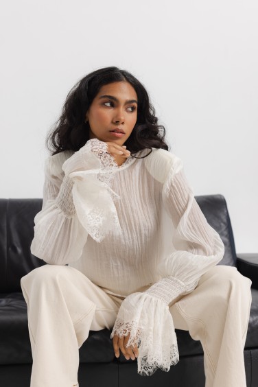 Mandy Lace Blouse Ecru