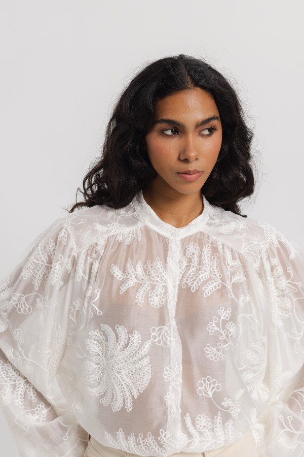 Ursula Shirt with Decorative Embroidery Ecru