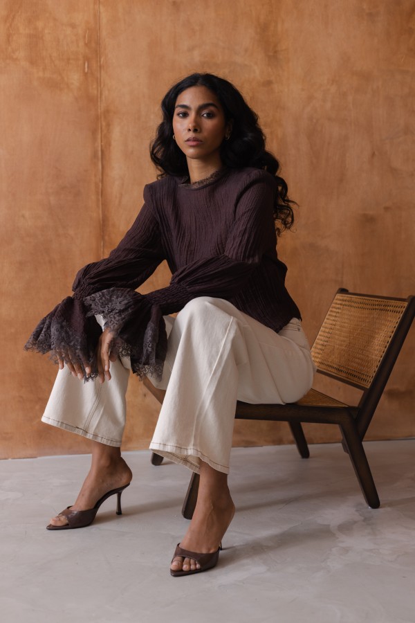Mandy Lace Blouse Brown