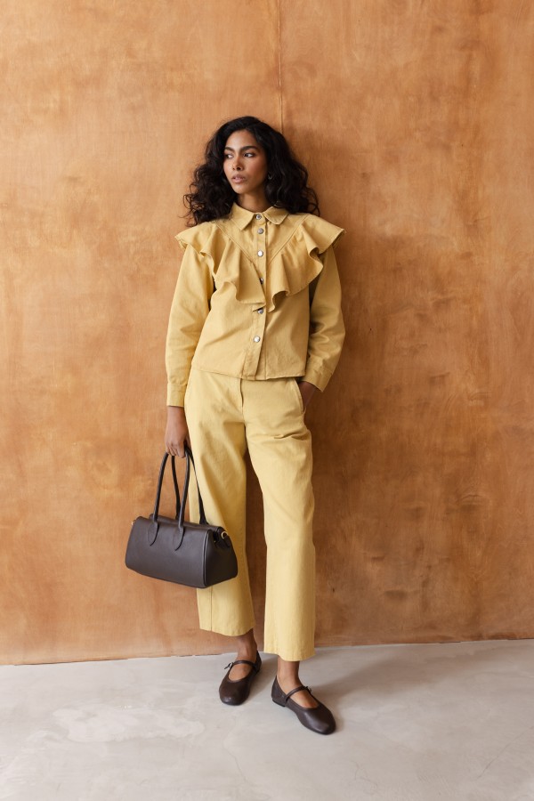 95059 Cropped Relaxed Yellow Jeans