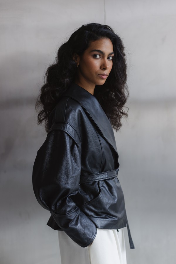 Nicola Kurtka Skórzana Z Wiązaniem Czarna