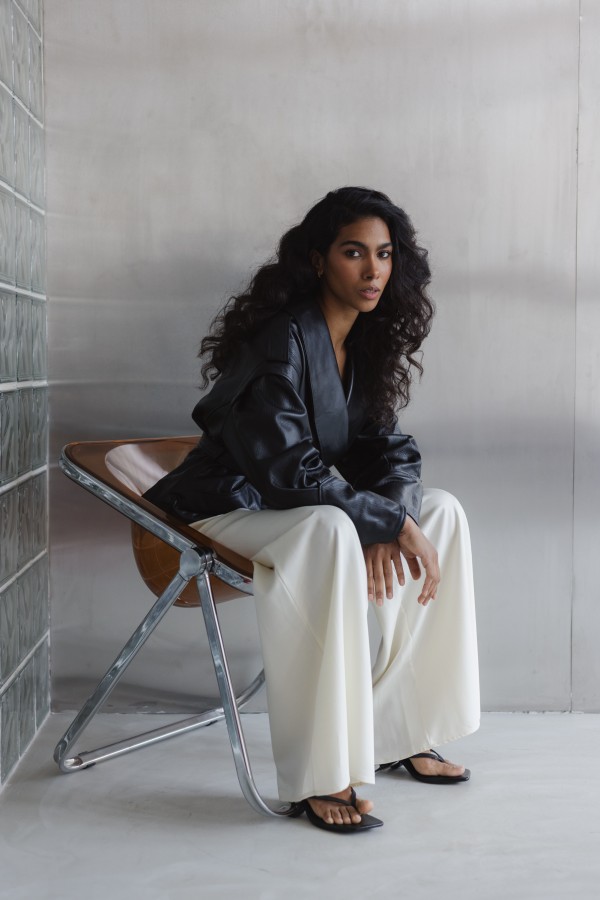 Nicola Kurtka Skórzana Z Wiązaniem Czarna