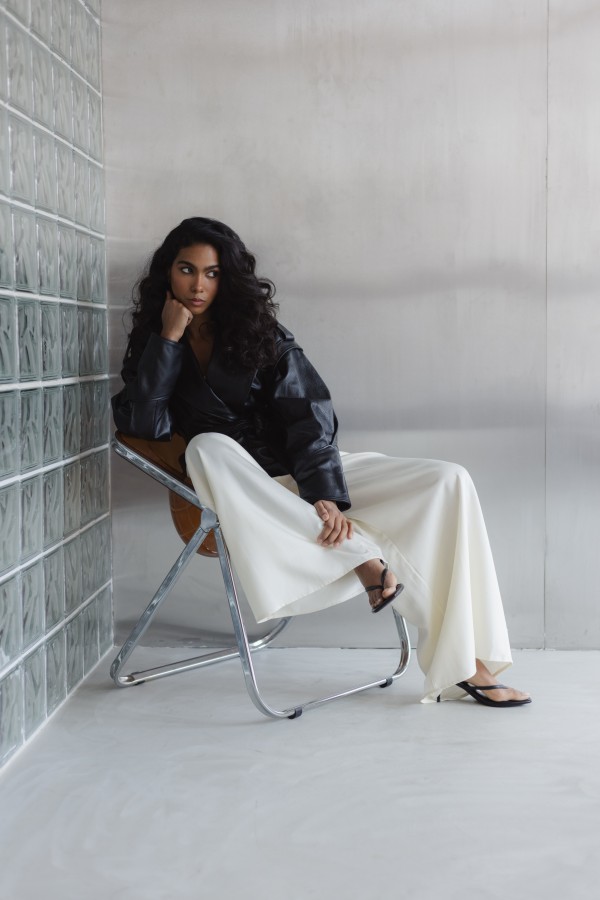 Nicola Kurtka Skórzana Z Wiązaniem Czarna