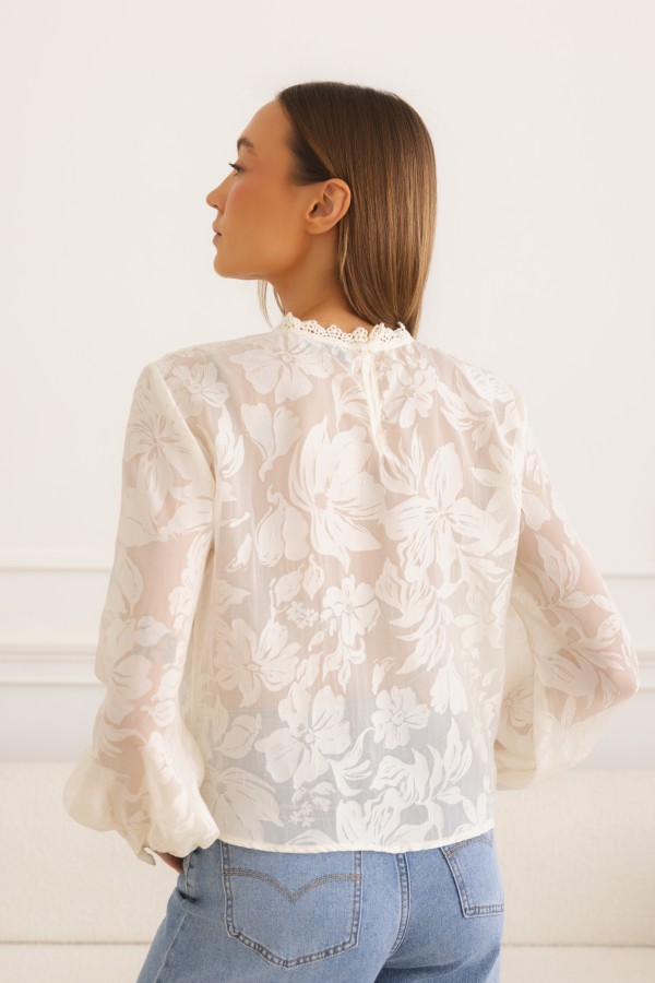 Selena Cream Embroidery Blouse