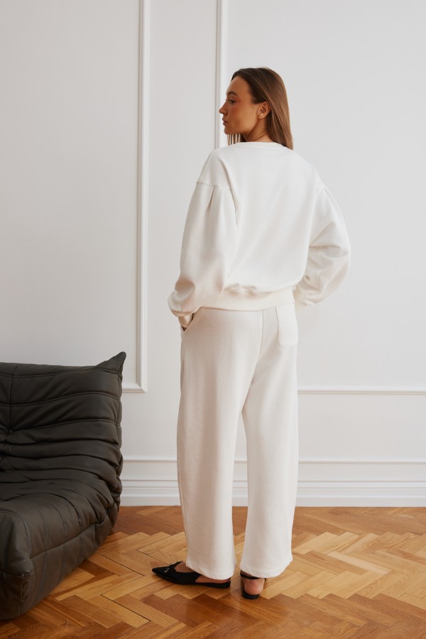 Eleonora White Ruffle Sweatshirt