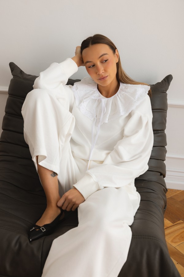 Eleonora Ruffle-Collar Sweatshirt White
