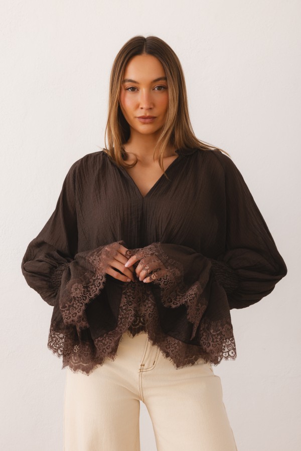 Beatrice Blouse Lace Brown