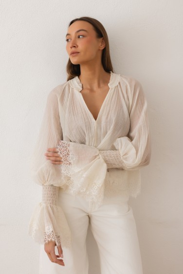 Beatrice Blouse Lace Ecru