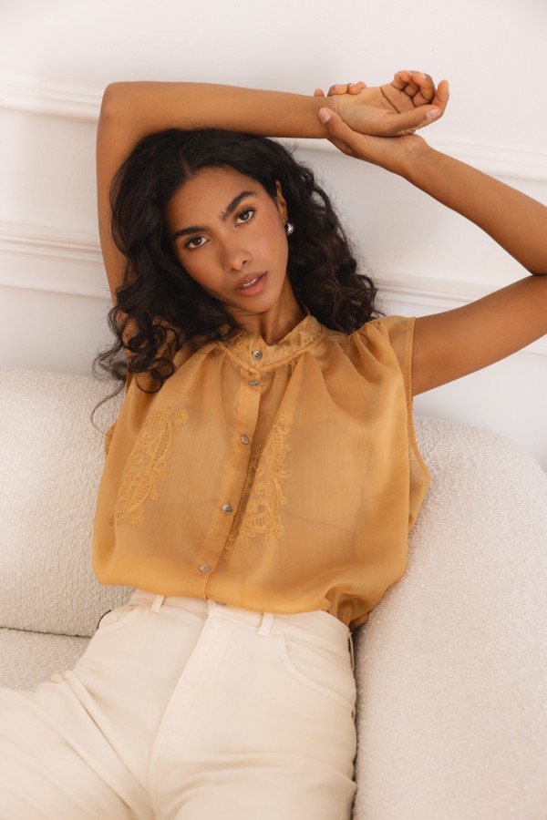 Carrie Blouse Embroidered Camel