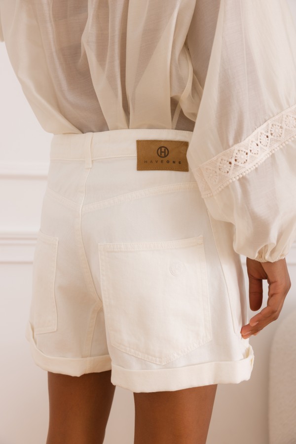 Q246 Shorts Denim White