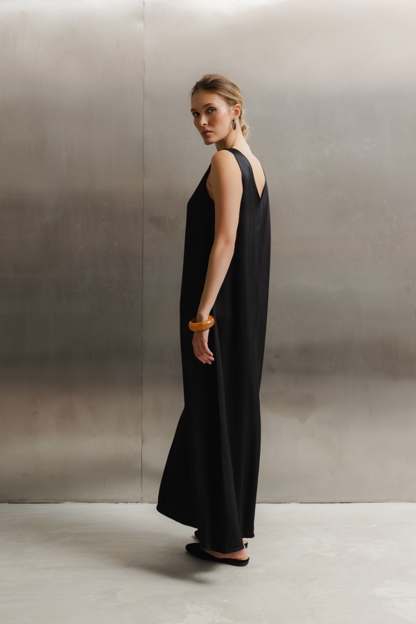 Clara Dress Satin Black
