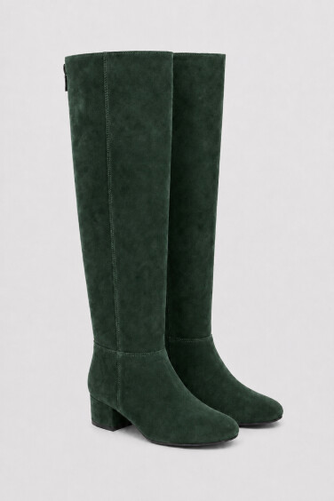 Boots Natural Suede Dark Green