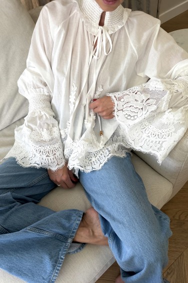 Suzie Blouse Lace White