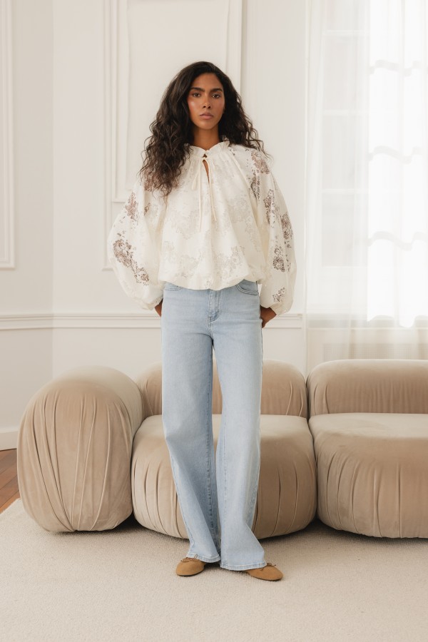 Ashley Blouse Lace Tie-Front Cream
