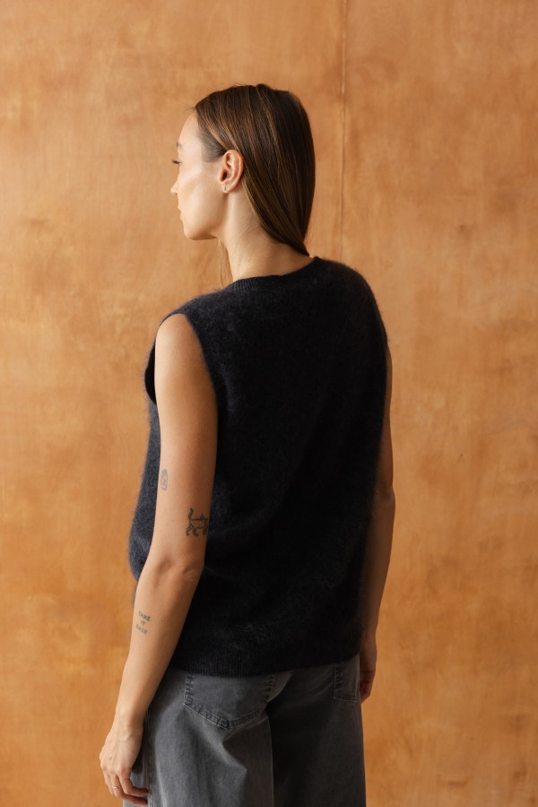 Cassia Vest Wool and Cashmere Graphite