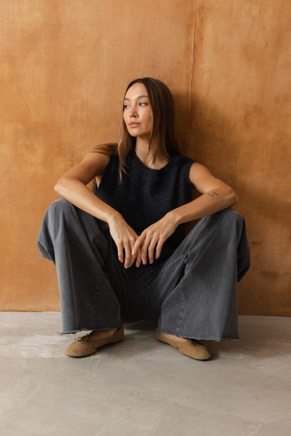 Cassia Vest Wool and Cashmere Graphite